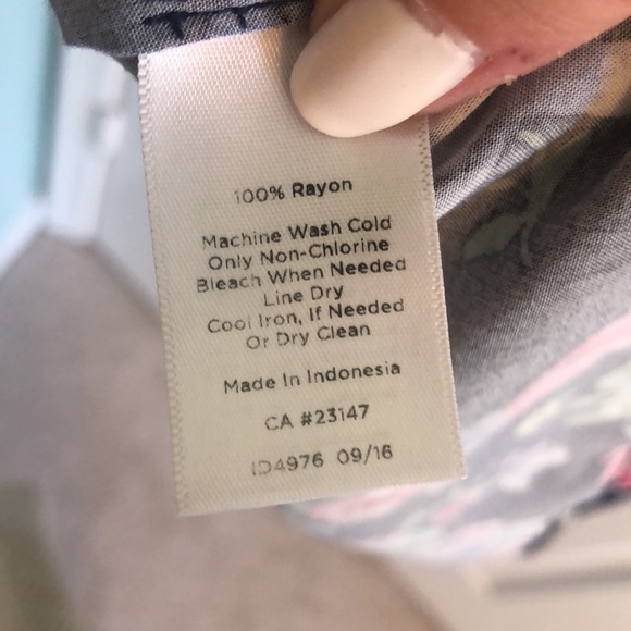 Talbots Floral Top - Picture 5 of 5